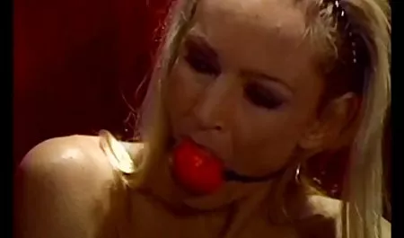 غرفة ومثير سارة يبتلع الديك سكس اجنبي فيلم