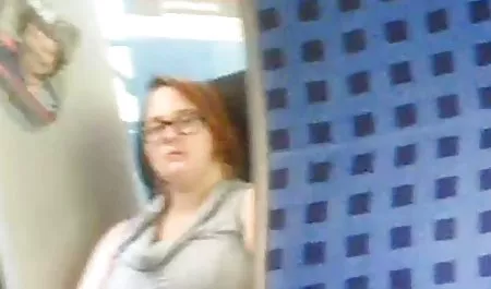 حدد لغة الناس سكس اجنبي مترجم عالمي مع