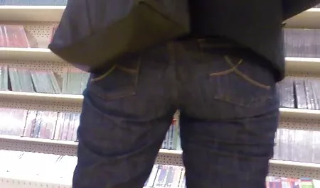من الصعب الجنس في المطبخ مع اجنبي سكس صديقها
