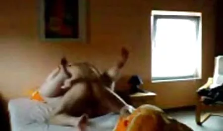 الصيف الملاك أو حمام في سكس اجنبي مترجم عربي كتابه اللغة الإنجليزية