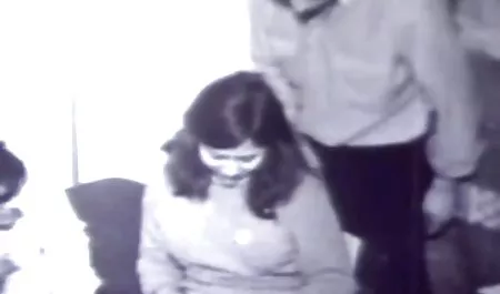 الحيلة الأولى, تدليك الشباب سيكس اجنبي عربي غريب