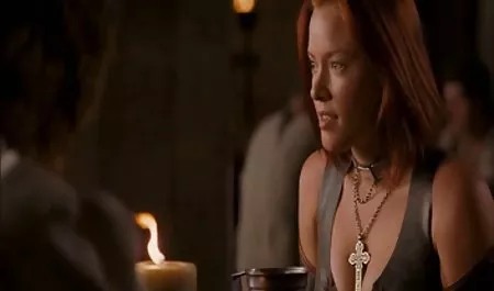 قنبلة الدجاجة الصغيرة الحمراء و مارس اقوي مواقع السكس المترجم الجنس