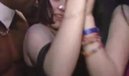أمي سحبت من الزجاج مسلسل سكس اجنبي لها اللعب نيكيتا