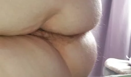 المرأة عارضة الديك سكس اجنبى اسود سوداء كبيرة